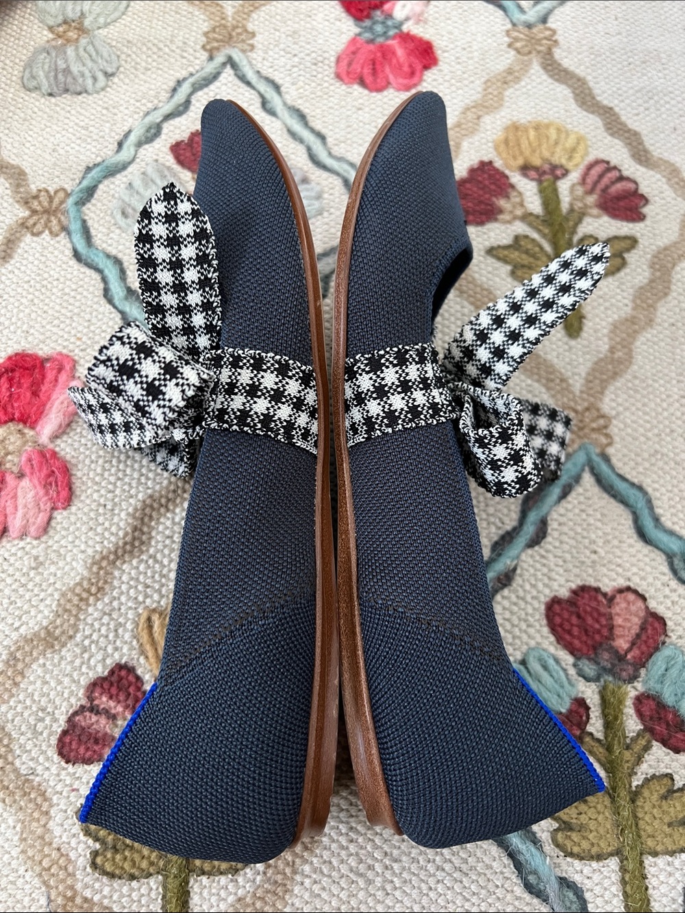 Rothy’s The Point Navy Knit Flats with Houndstooth Bow | Size 9 - Picture 3 of 8